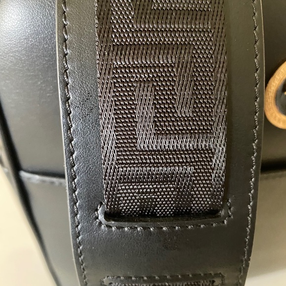 Versace bag - Picture 3 of 5